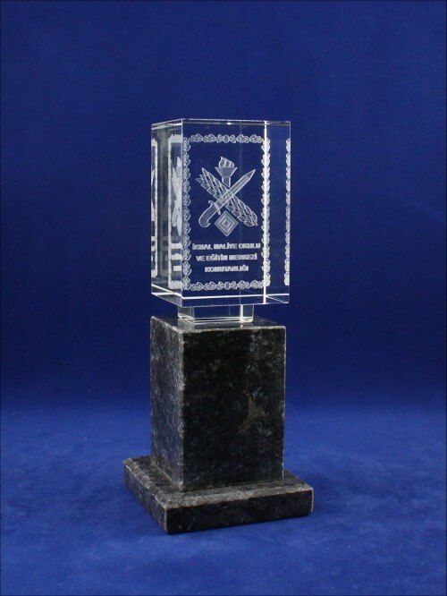 Nur Plaket NP-174 kodlu lazer ürün, 17,5 × 7 cm